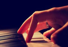 海星体育：小比分惨败的学费交得值，伊万科维奇不能再“摇摆”了.